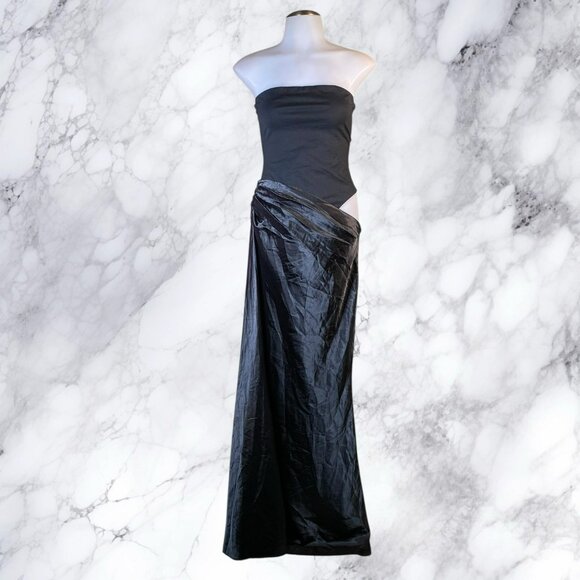 ALL THE WAYS Carrie Maxi Dress in Black - Picture 2 of 12